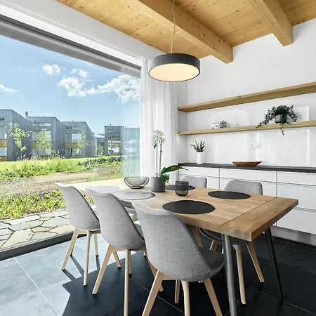 3 Bedroom House With Terrace By Mountain Ways Appartement *