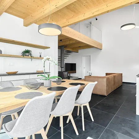 3 Bedroom House With Terrace By Mountain Ways Apartment *
